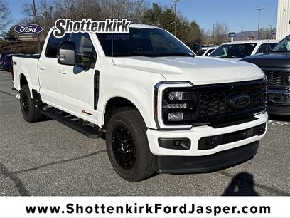 Used 2025 Ford F250 Lariat w/ Black Appearance Package