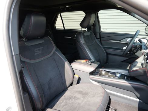 Certified 2025 Ford Explorer ST w/ Sun And Sound Package AWD/4WD image 22