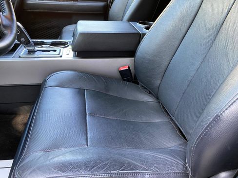 Used 2016 Ford Expedition Limited AWD/4WD image 30