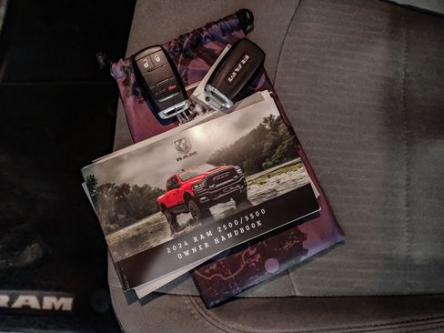 Used 2024 RAM 2500 Big Horn image 65