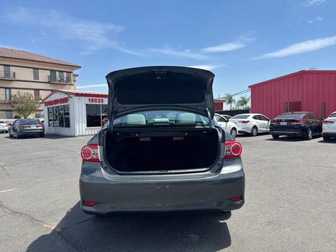 Used 2012 Toyota Corolla LE w/ Premium Pkg FWD image 9