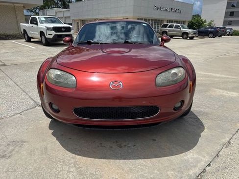 Used 2008 MAZDA MX-5 Miata Grand Touring w/ Premium Pkg RWD image 3