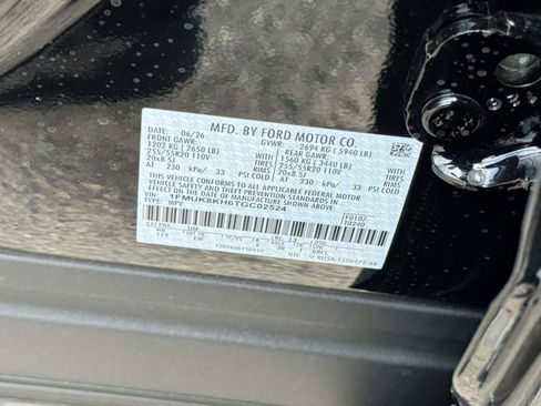 New 2026 Ford Explorer ST-Line AWD/4WD image 18