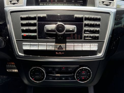 Used 2013 Mercedes-Benz GL 550 4MATIC image 18