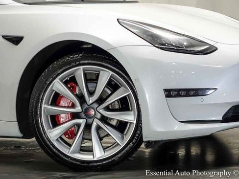 Used 2019 Tesla Model 3 Long Range AWD/4WD image 3