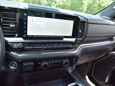 Used 2023 Chevrolet Silverado 1500 RST AWD/4WD image 21
