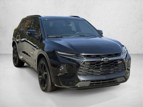 Used 2022 Chevrolet Blazer RS w/ Enhanced Convenience Package image 3