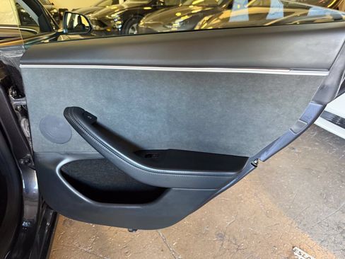 Used 2024 Tesla Model 3 Long Range AWD/4WD image 30