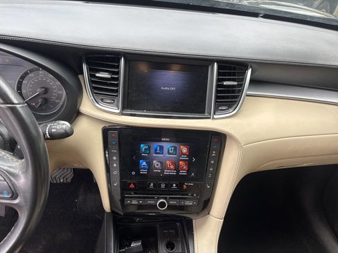 Used 2021 INFINITI QX50 Luxe FWD image 14