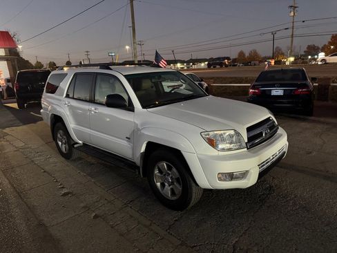 Used 2005 Toyota 4Runner Sport image 3
