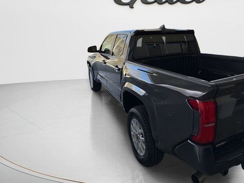 Certified 2024 Toyota Tacoma SR5 image 3