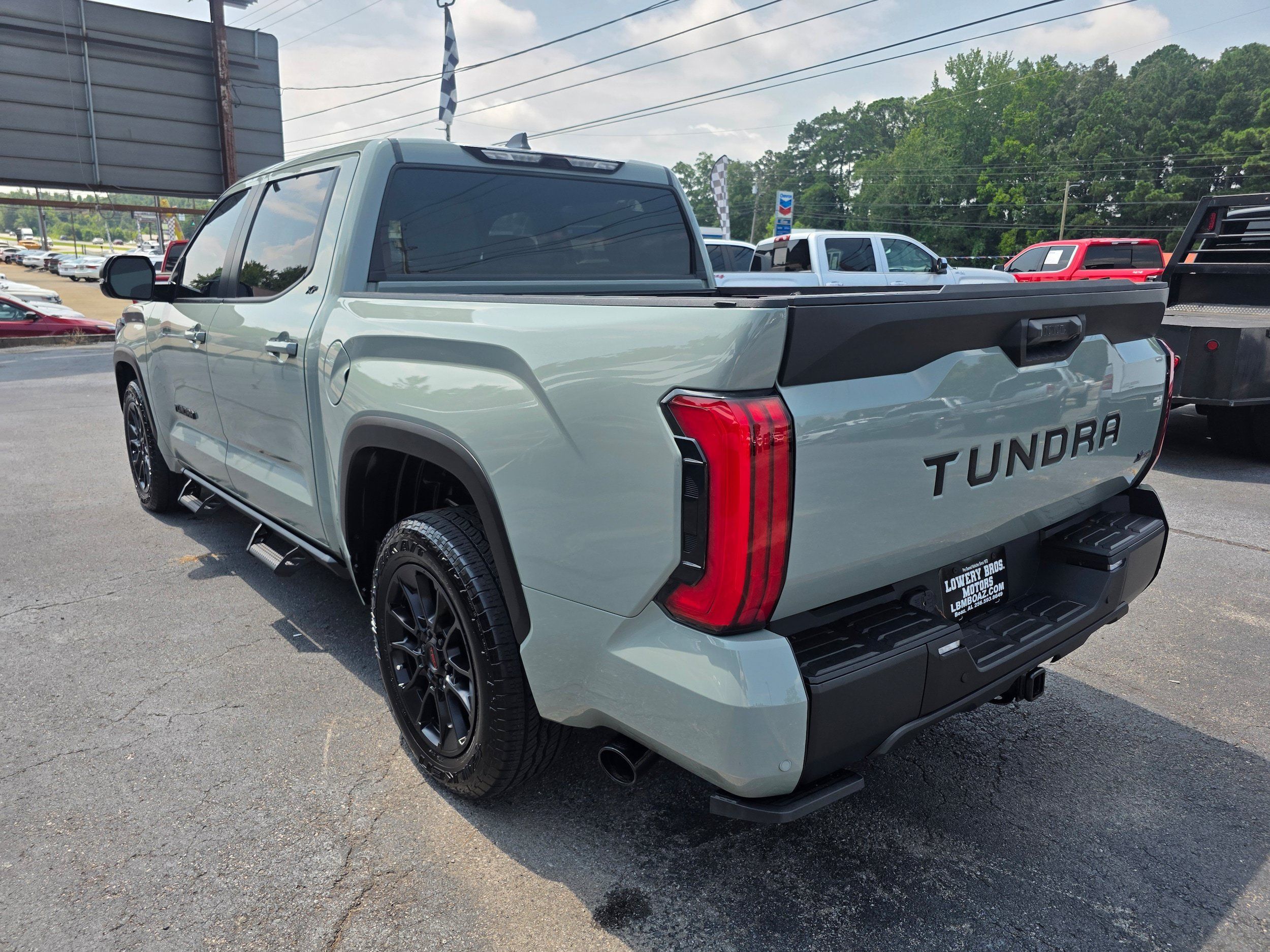 Used 2025 Toyota Tundra SR5 w/ SR5 Premium Package RWD image 7