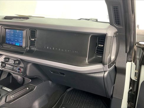 Used 2023 Ford Bronco 4-Door AWD/4WD image 15