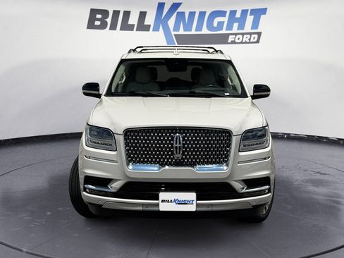Used 2021 Lincoln Navigator Reserve w/ Luxury Package AWD/4WD image 8