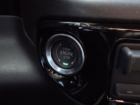 New 2026 GMC Sierra 1500 SLT w/ SLT Premium Plus Package image 21