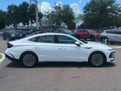New 2026 Hyundai Sonata SEL FWD image 4