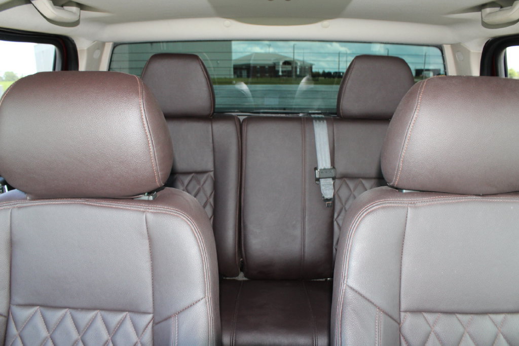 Used 2010 HUMMER H3T w/ Appearance Package AWD/4WD image 11