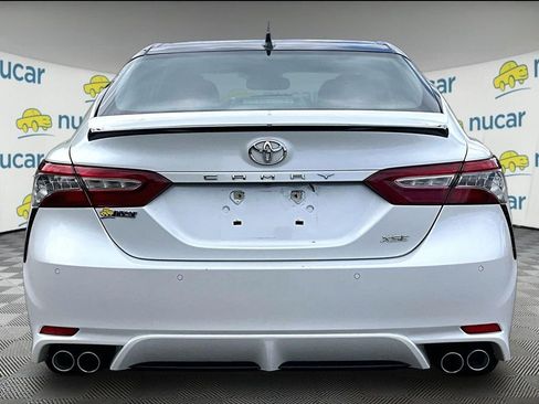 Used 2018 Toyota Camry XSE FWD image 5