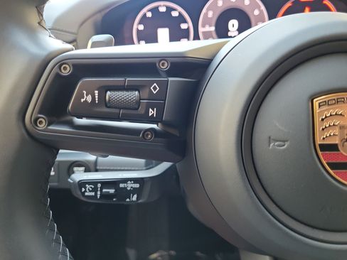 Certified 2025 Porsche Panamera 4 AWD/4WD image 28