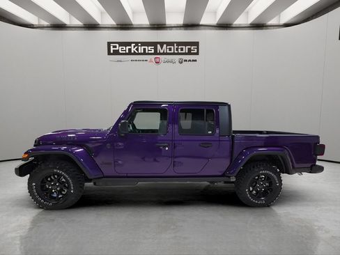 New 2026 Jeep Gladiator Sport AWD/4WD image 2