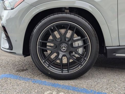 New 2026 Mercedes-Benz GLE 53 AMG 4MATIC Coupe image 10