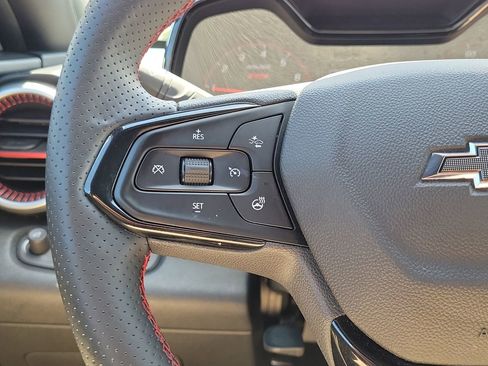 Used 2024 Chevrolet Trax RS w/ Driver Confidence Package image 29