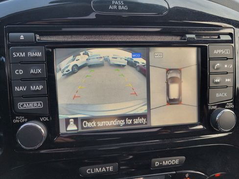 Used 2017 Nissan Juke SL image 34