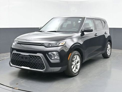 Used 2022 Kia Soul LX w/ Technology Package image 10