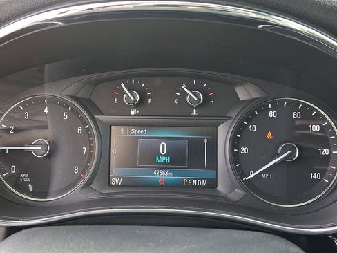 Certified 2022 Buick Encore Preferred w/ Safety Package image 12