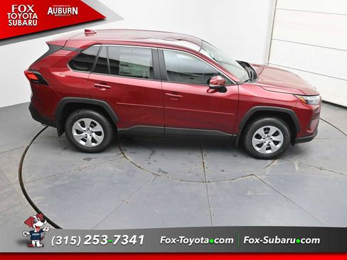 New 2025 Toyota RAV4 LE image 28