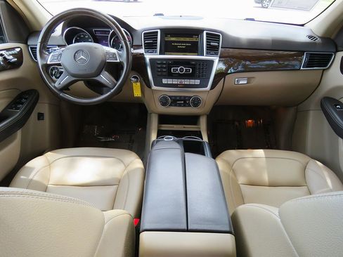 Used 2012 Mercedes-Benz ML 350 4MATIC image 28