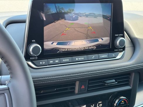 New 2026 Nissan Rogue SV AWD/4WD image 28