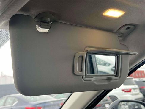 Used 2025 Nissan Kicks SR w/ SR Premium Package image 27