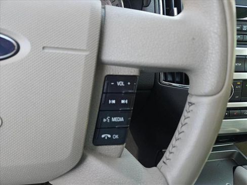 Used 2010 Ford Edge Limited image 18