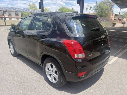 Used 2019 Chevrolet Trax LS w/ LPO, Cargo Package FWD image 7