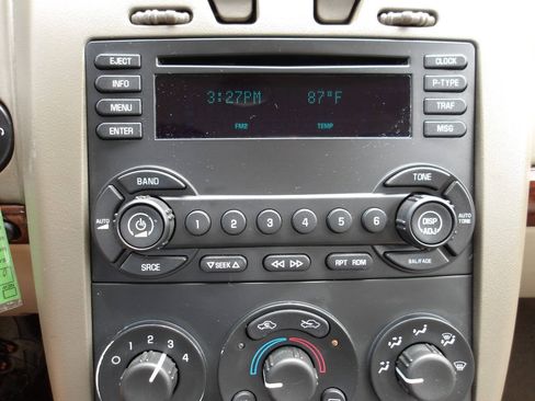 Used 2004 Chevrolet Malibu LS FWD image 12