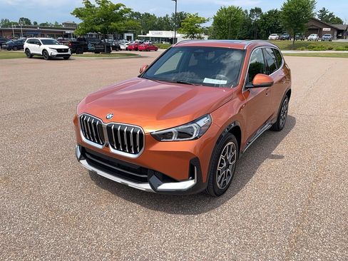 Used 2025 BMW X1 xDrive28i image 1