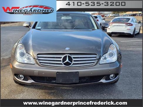 Used 2008 Mercedes-Benz CLS 550 image 9