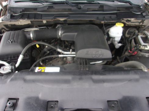 Used 2019 RAM 1500 Warlock AWD/4WD image 26