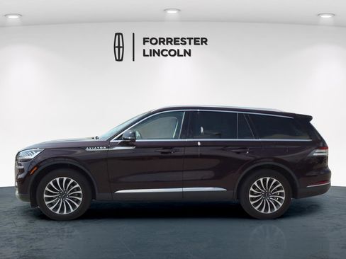 Certified 2023 Lincoln Aviator Reserve w/ Elements Package Plus AWD/4WD image 6
