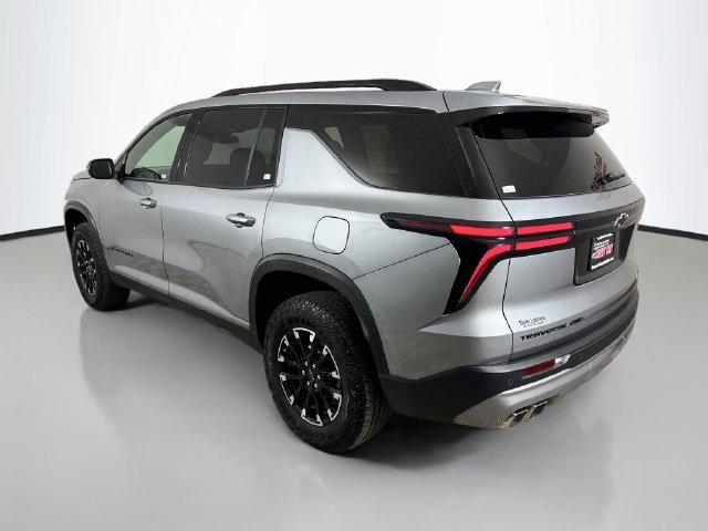 Used 2025 Chevrolet Traverse Z71 AWD/4WD image 5