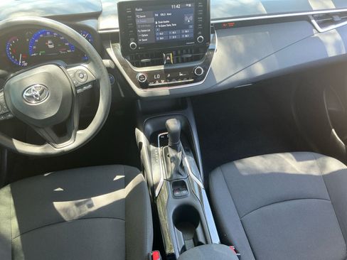 Used 2022 Toyota Corolla LE w/ Carpet Mat Package (TMS) FWD image 20