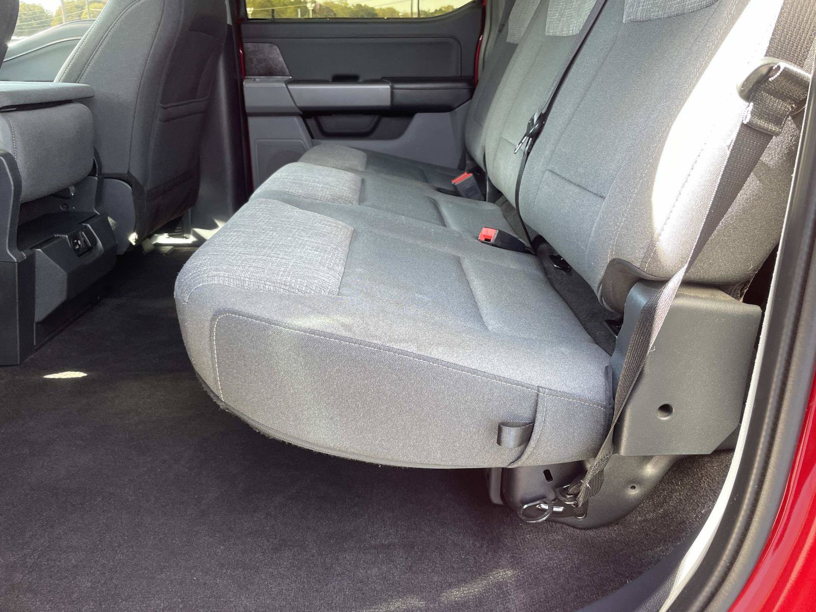 Used 2021 Ford F150 XLT w/ Equipment Group 302A High RWD image 12