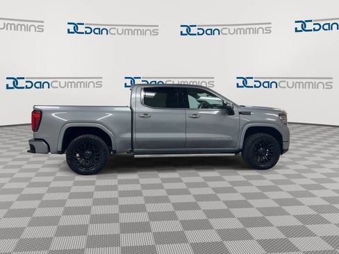 Used 2023 GMC Sierra 1500 Denali AWD/4WD image 9