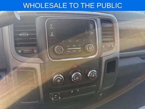 Used 2016 RAM 3500 Tradesman w/ Chrome Appearance Group AWD/4WD image 12