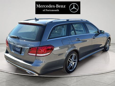 Used 2016 Mercedes-Benz E 350 4MATIC Wagon image 5