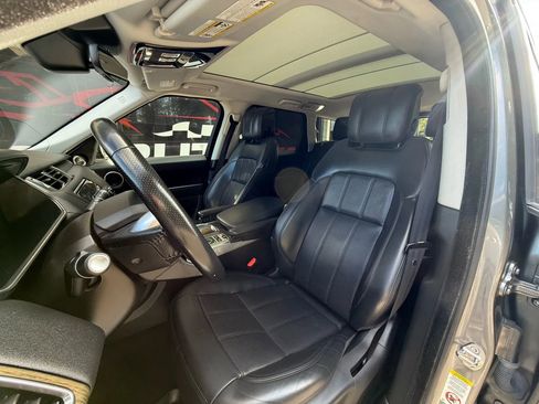 Used 2018 Land Rover Range Rover Sport HSE image 13