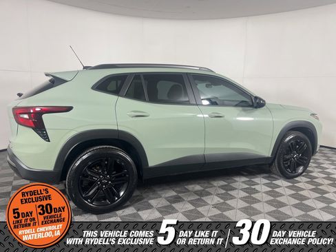 Certified 2025 Chevrolet Trax ACTIV w/ Driver Confidence Package image 4