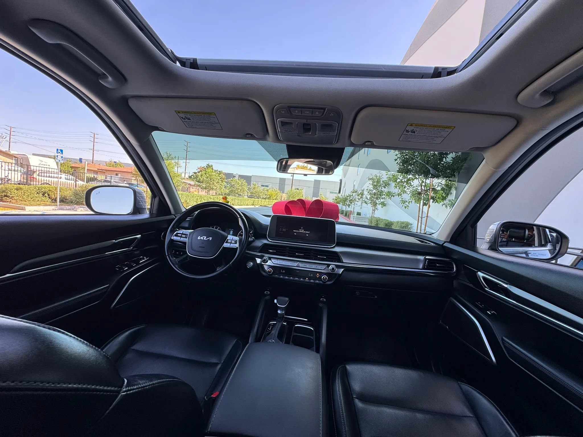 Used 2022 Kia Telluride S FWD image 33