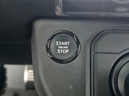 New 2026 Land Rover Defender 110 OCTA image 30